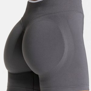 Calções desportivos para mulher com efeito push-up e barriga lisa