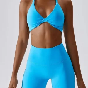 Conjunto desportivo com calções e sutiã – nixfit