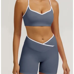 Conjunto de fitness para mulher – sutiã e calções modeladores